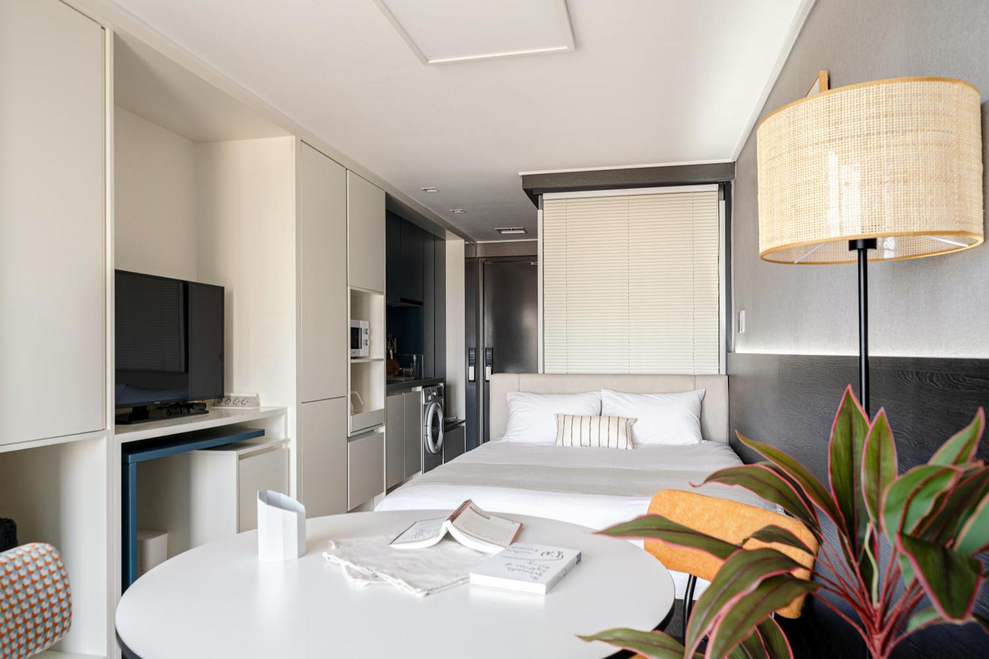 Urbanstay Sokcho Beach Ab Exterior photo
