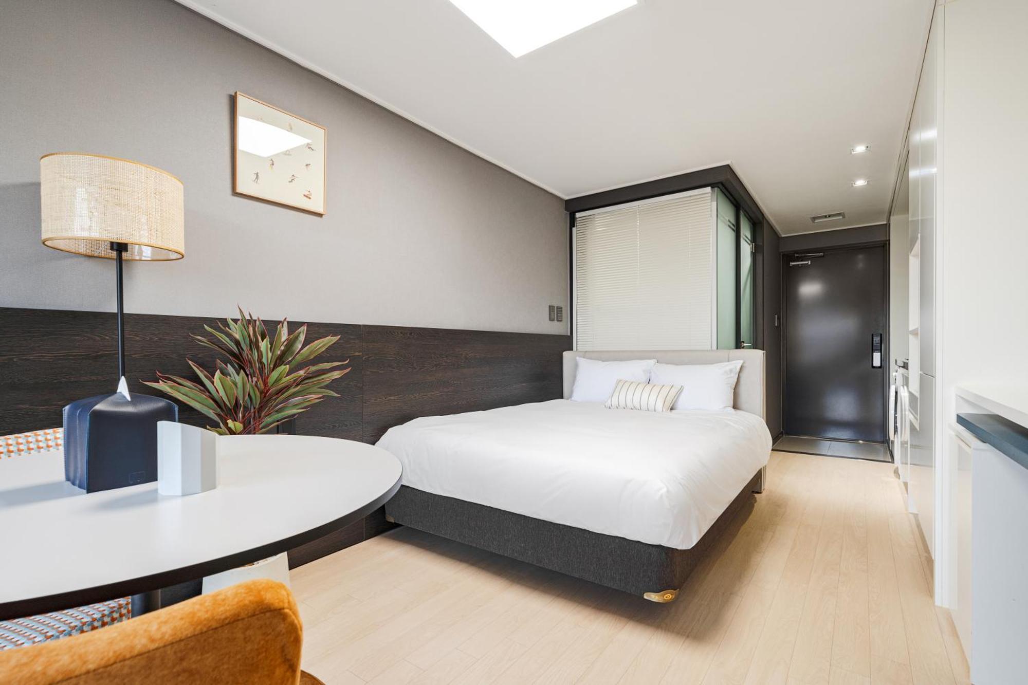 Urbanstay Sokcho Beach Ab Exterior photo
